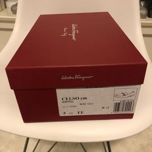 Salvatore Ferragamo men’s drivers/loafers size 5.5